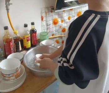 安丘帮妈妈做家务的收获有哪些？